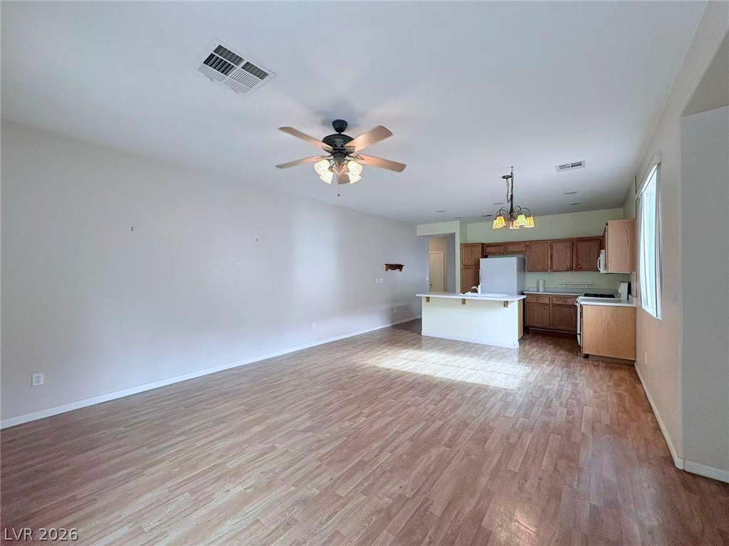 9570 Windborne Avenue Property Photo 7