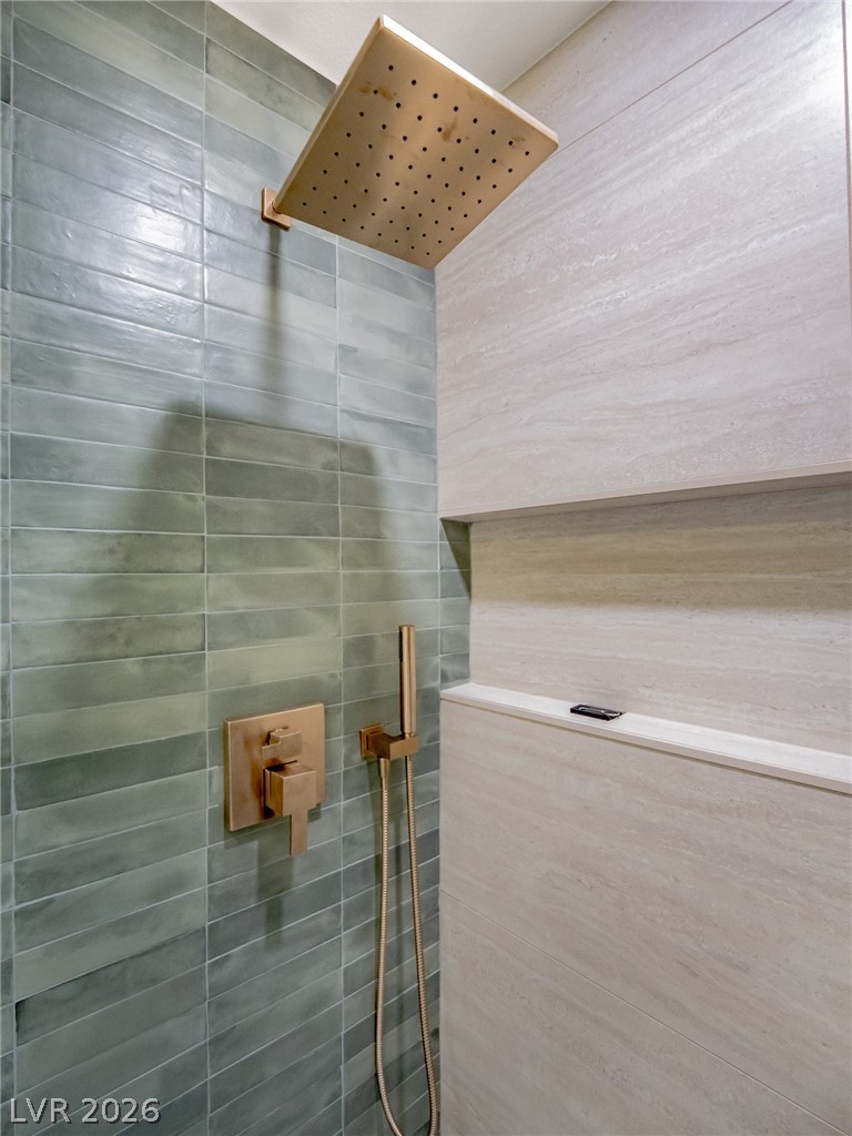 2629 Tumble Brook Drive Property Photo 4