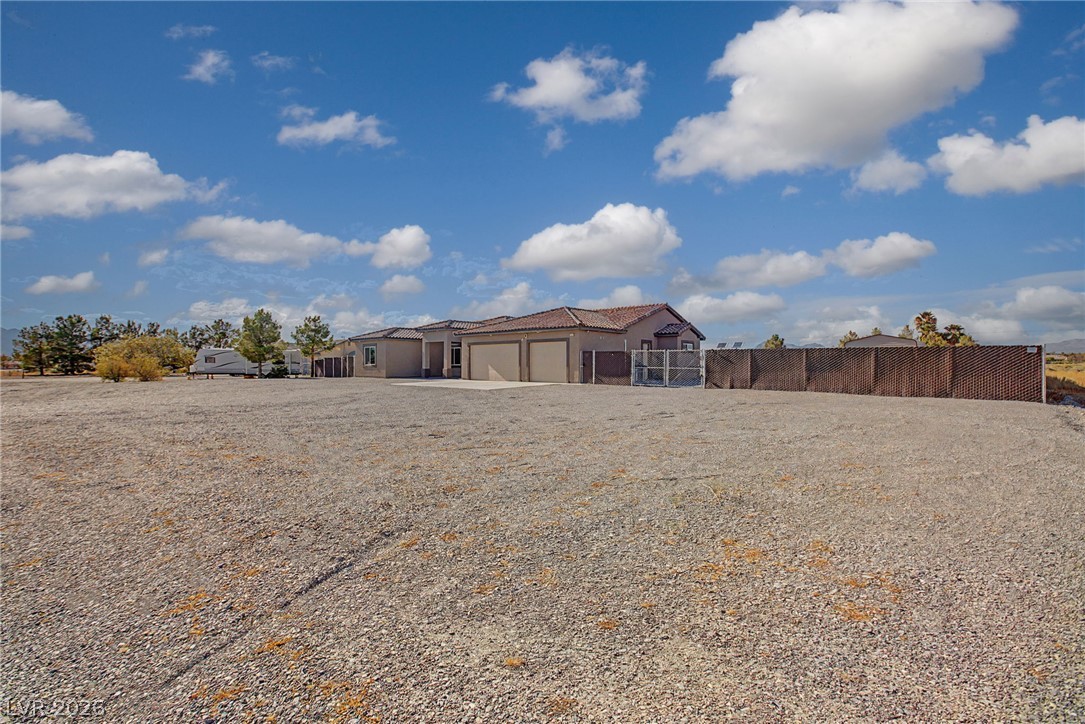 1360 Labrador Street Property Photo 4