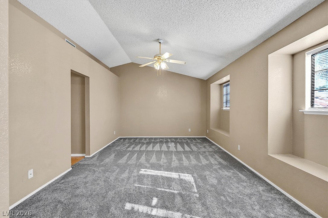 4824 Norway Lane Property Photo 12