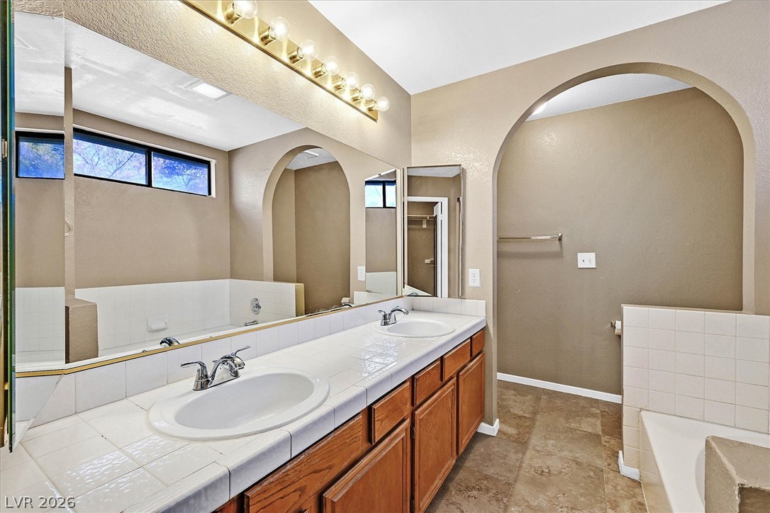 4824 Norway Lane Property Photo 14