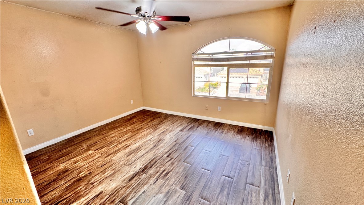 3725 Deer Flats Street Property Photo 9