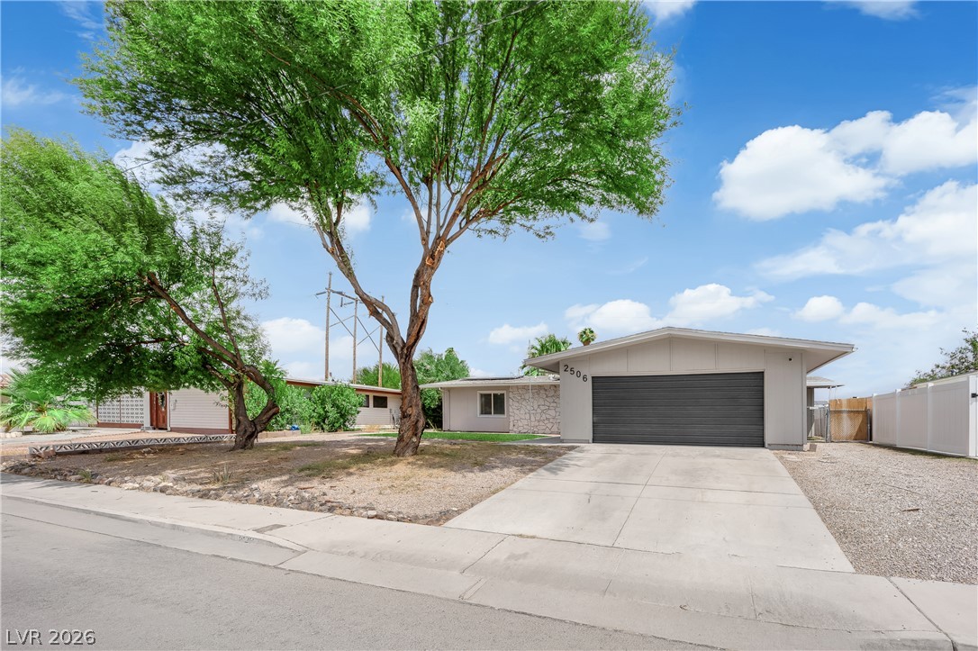 2506 Winterwood Boulevard Property Photo 38