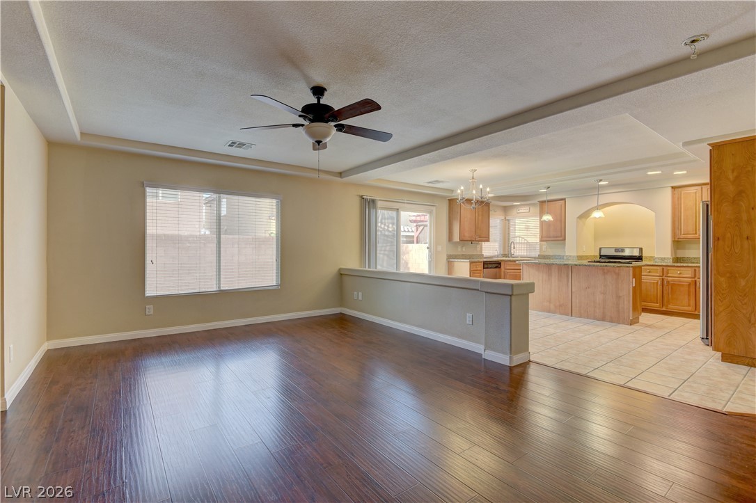 4633 Mission Meadow Circle Property Photo 2