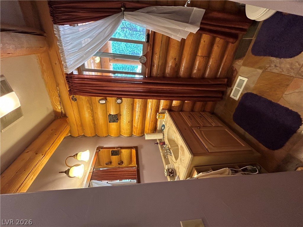 695 North Skyline View Drive Property Photo 15