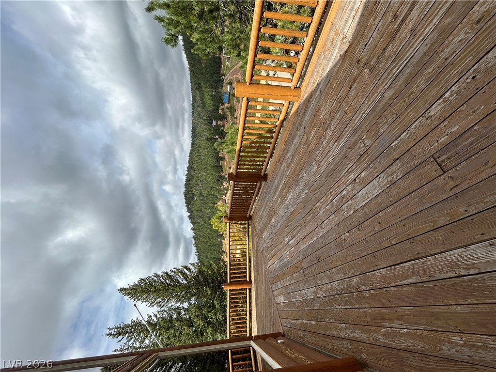 695 North Skyline View Drive Property Photo 24