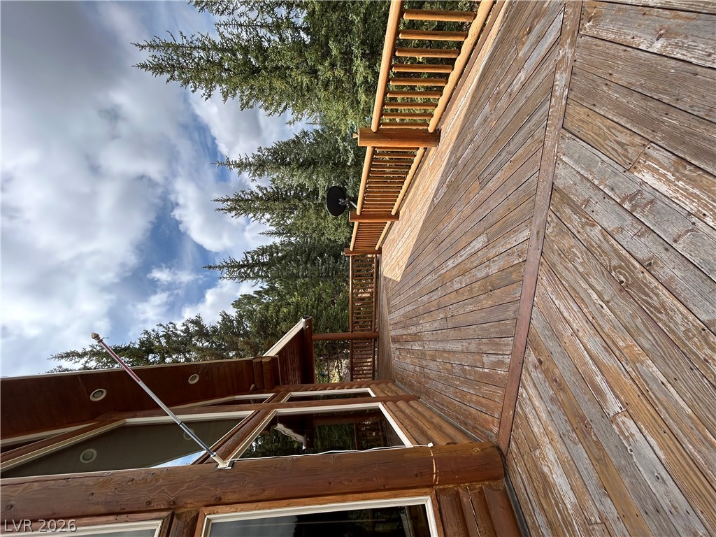695 North Skyline View Drive Property Photo 25