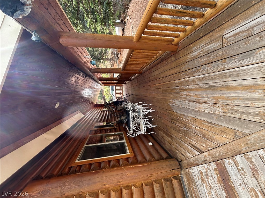 695 North Skyline View Drive Property Photo 26