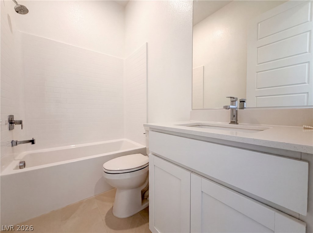 8239 Gusty Brook Street Property Photo 13