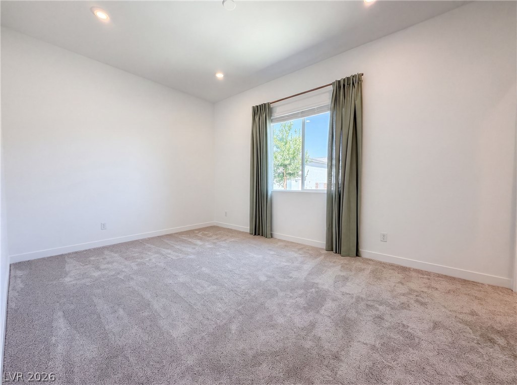 8239 Gusty Brook Street Property Photo 14
