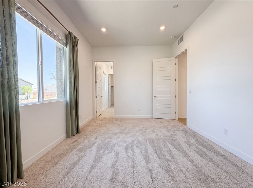 8239 Gusty Brook Street Property Photo 15