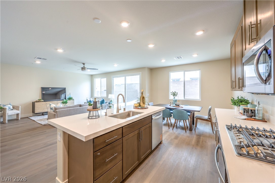 1198 Kaylis Cove Place Property Photo 13