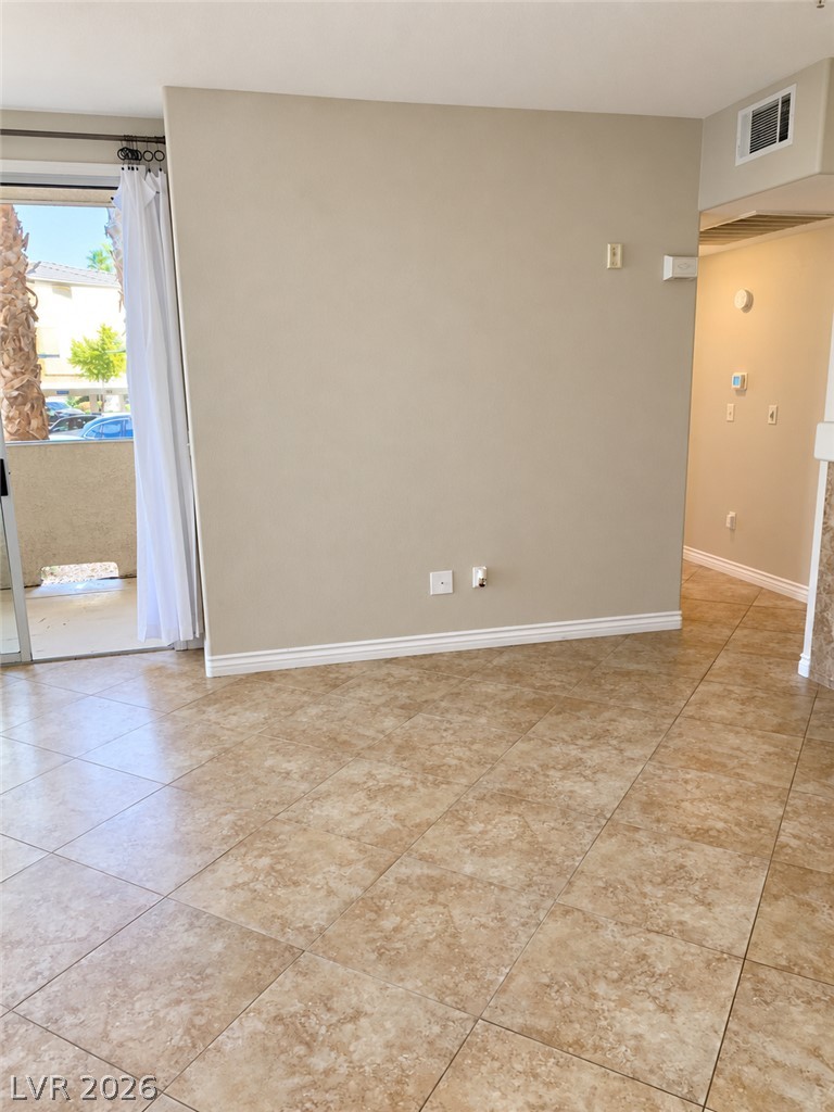 7139 South Durango Drive 106 Property Photo 7