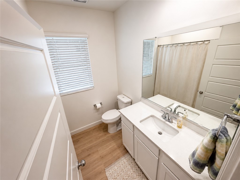 3936 Snow Fawn Avenue Property Photo 5