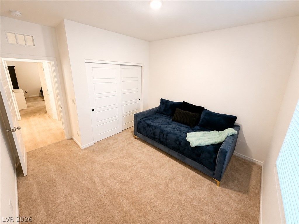 3936 Snow Fawn Avenue Property Photo 6
