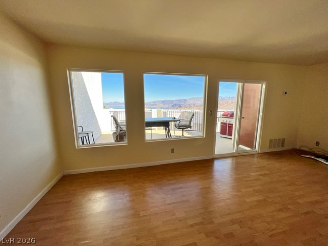 687 Marina Drive 32 Property Photo 4