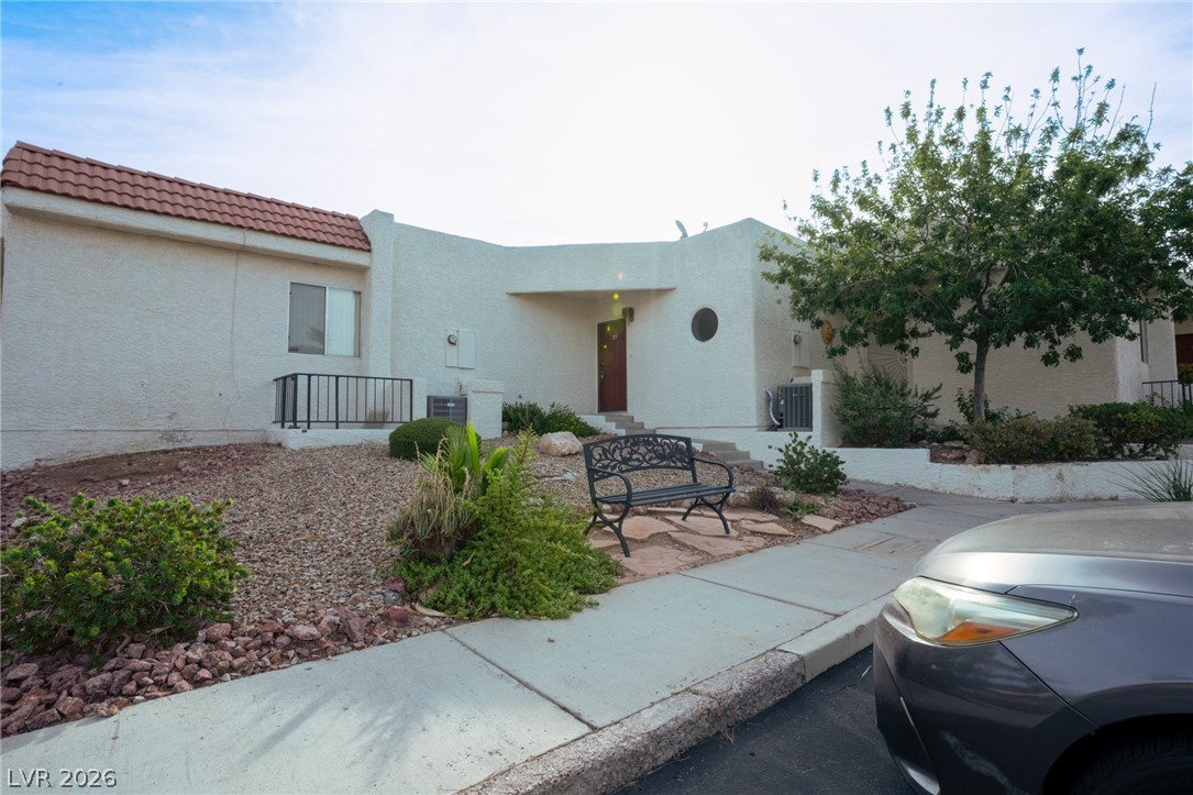 687 Marina Drive 32 Property Photo 4