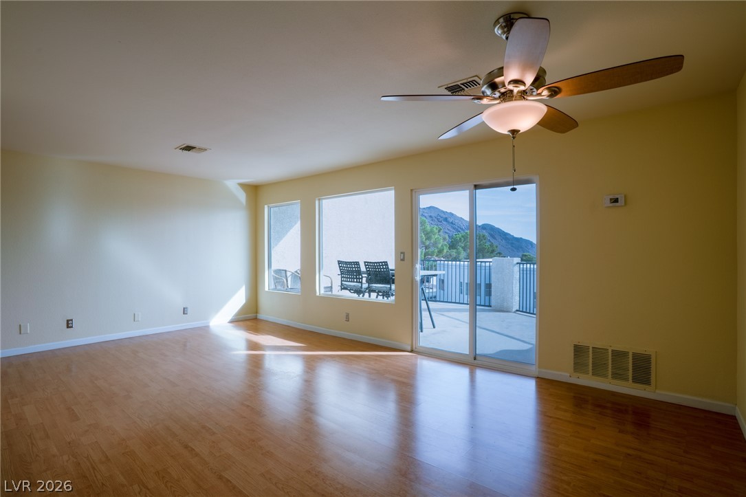 687 Marina Drive 32 Property Photo 11