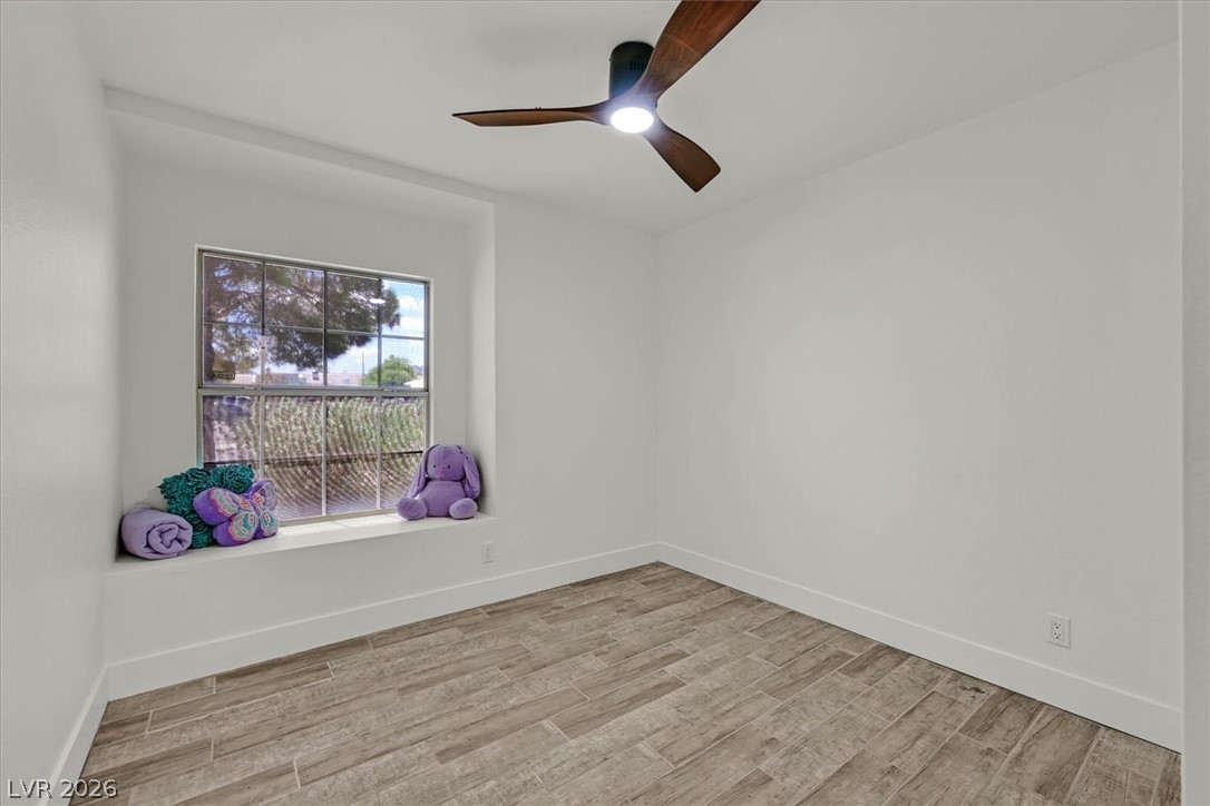 530 Reliance Avenue Property Photo 17