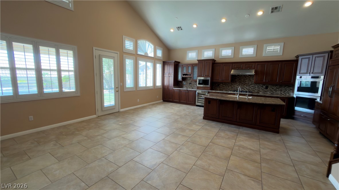 10619 Sunwind Avenue Property Photo 3