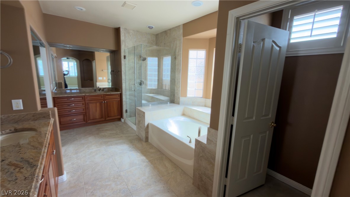 10619 Sunwind Avenue Property Photo 13