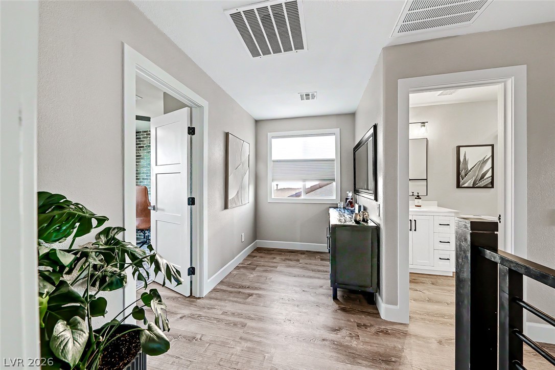 2855 Strathallan Avenue Property Photo 19
