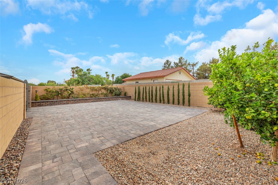 8425 South Tenaya Way Property Photo 76
