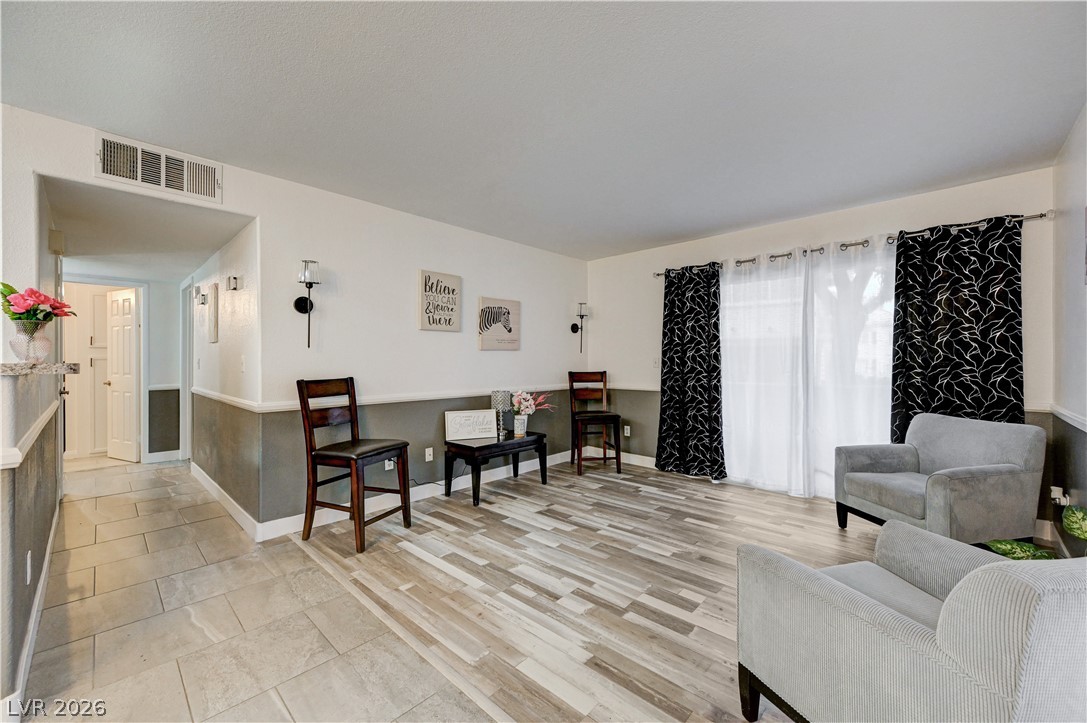 3067 Key Largo Drive 104 Property Photo 4