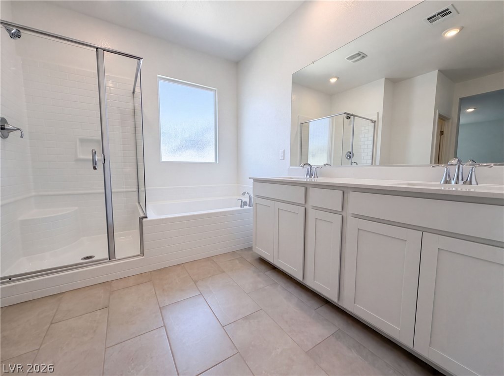 8364 Caldera Hills Avenue Property Photo 11