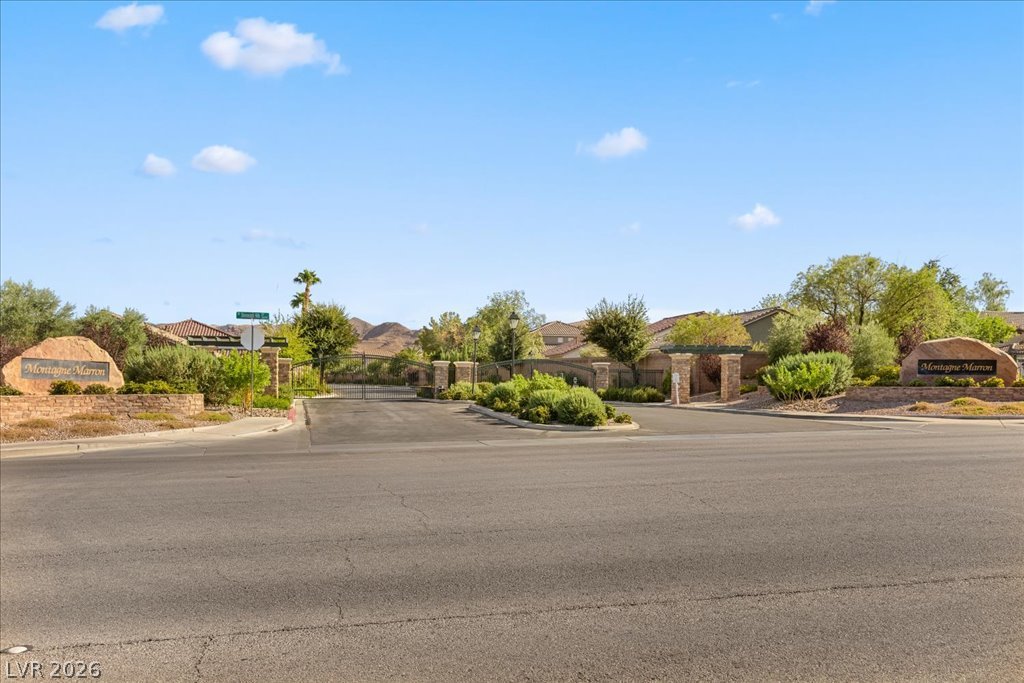 10939 Saint Rafael Street Property Photo 60