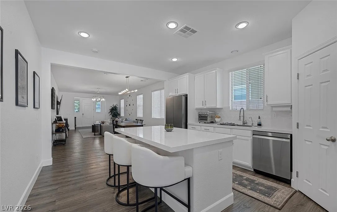 10524 Harvest Green Way Property Photo 4