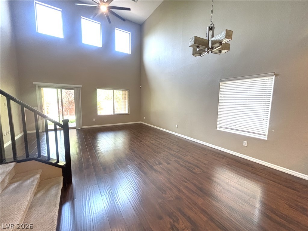 5704 Shadow Bend Drive Property Photo 8