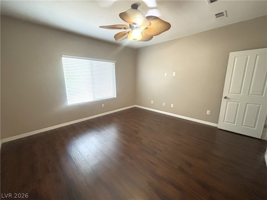 5704 Shadow Bend Drive Property Photo 17