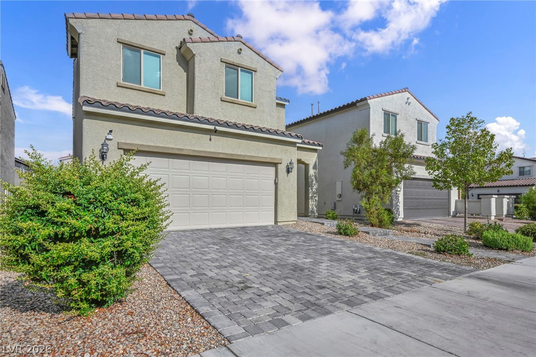 5612 Hill Cliff Court Property Photo 3