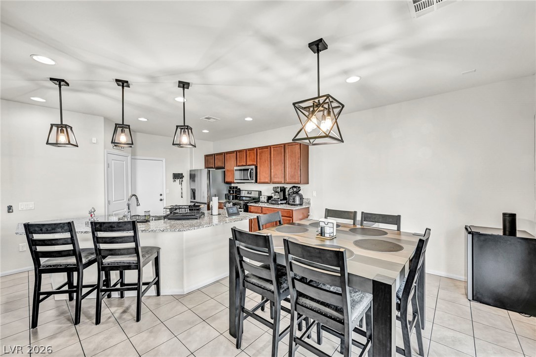 5612 Hill Cliff Court Property Photo 11
