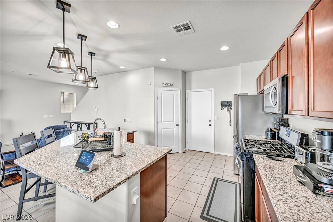 5612 Hill Cliff Court Property Photo 14