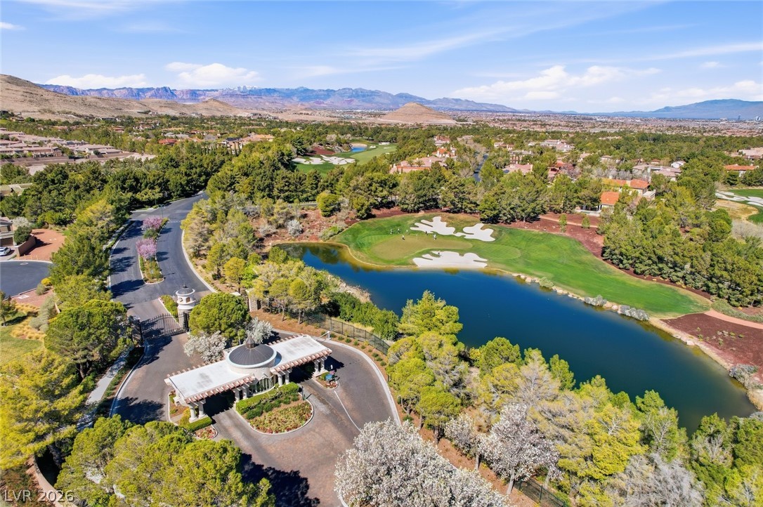 11 Grand Masters Drive Property Photo 1