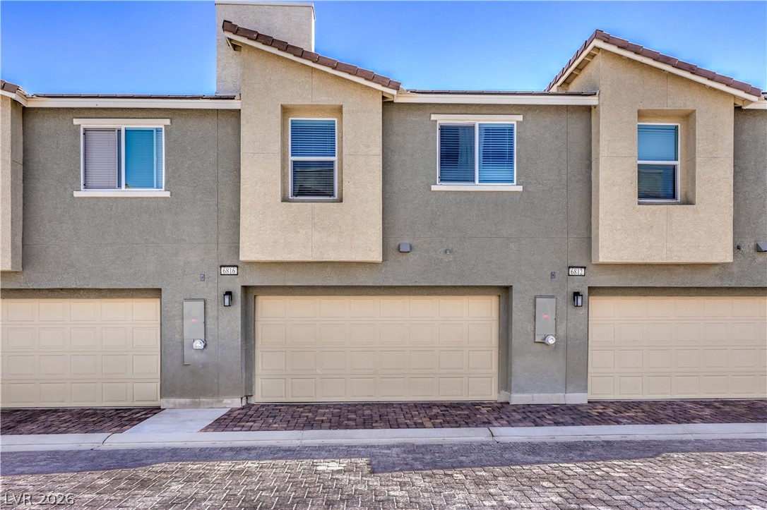 6816 Citron Mist Court Property Photo 1