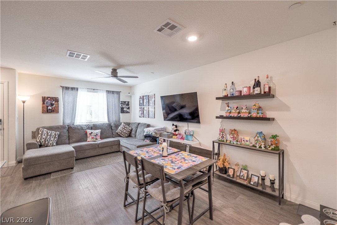 6816 Citron Mist Court Property Photo 8