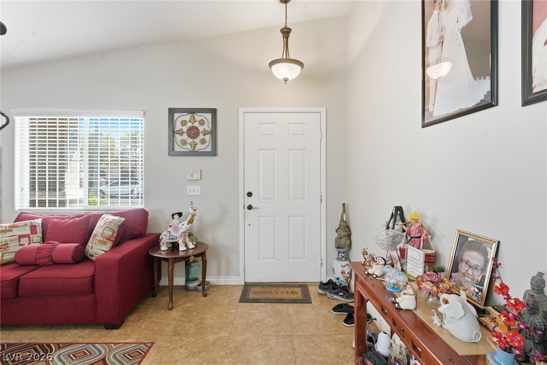 1229 Jarbridge Road Property Photo 5