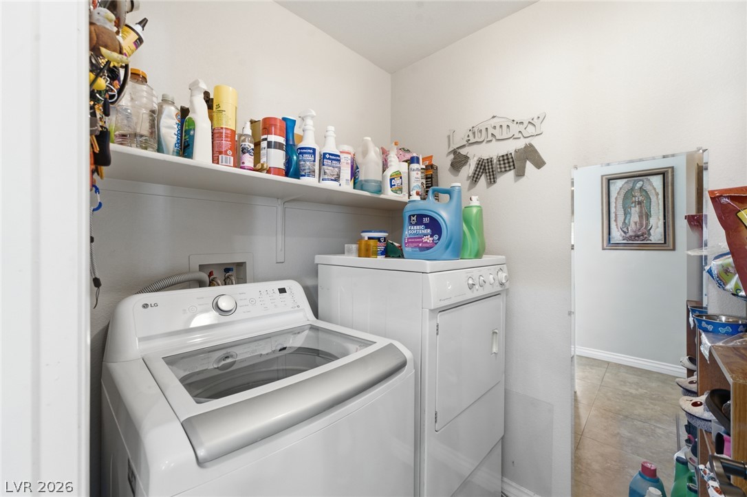 1229 Jarbridge Road Property Photo 8