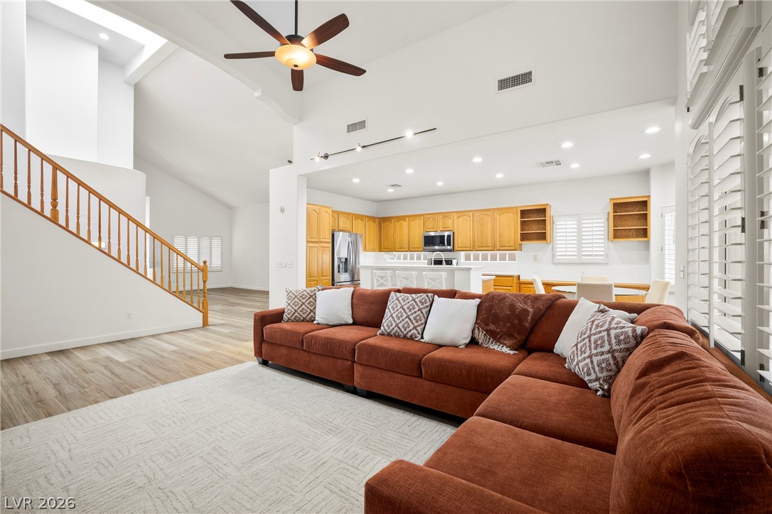 9785 Gallo Drive Property Photo 10