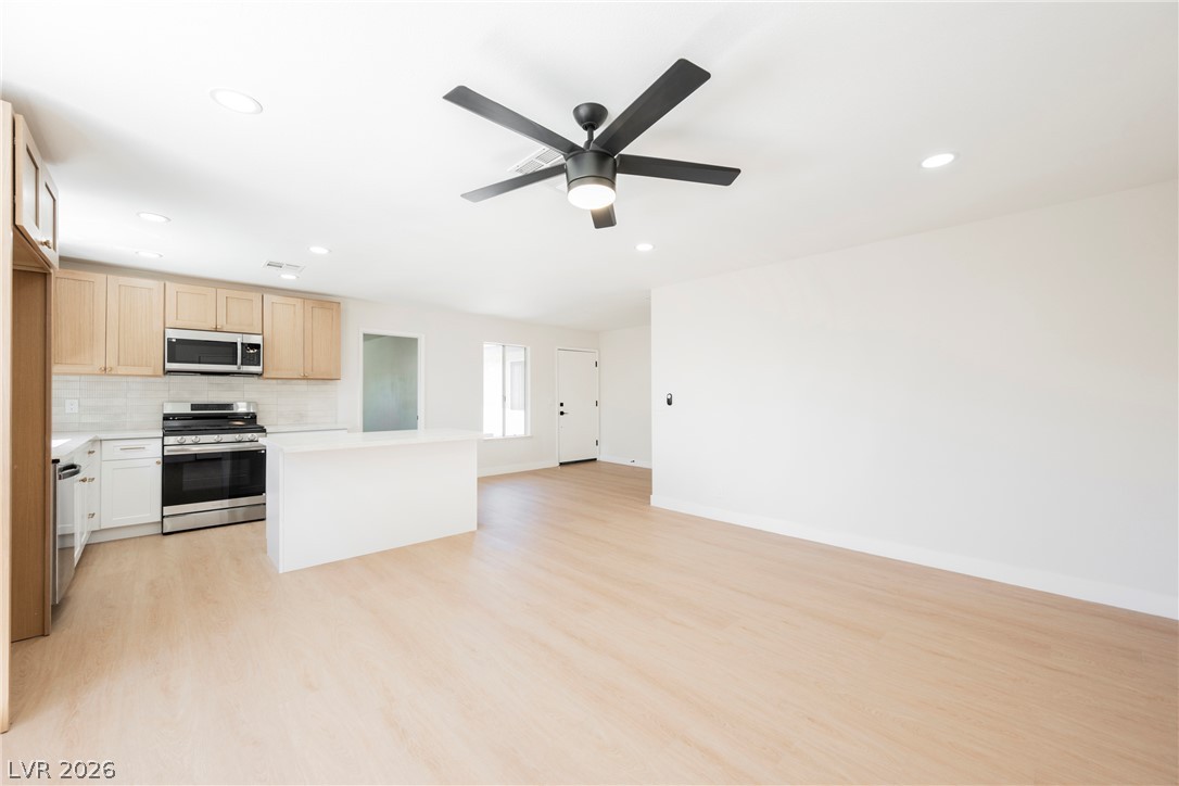 35 Hickory Street Property Photo 6