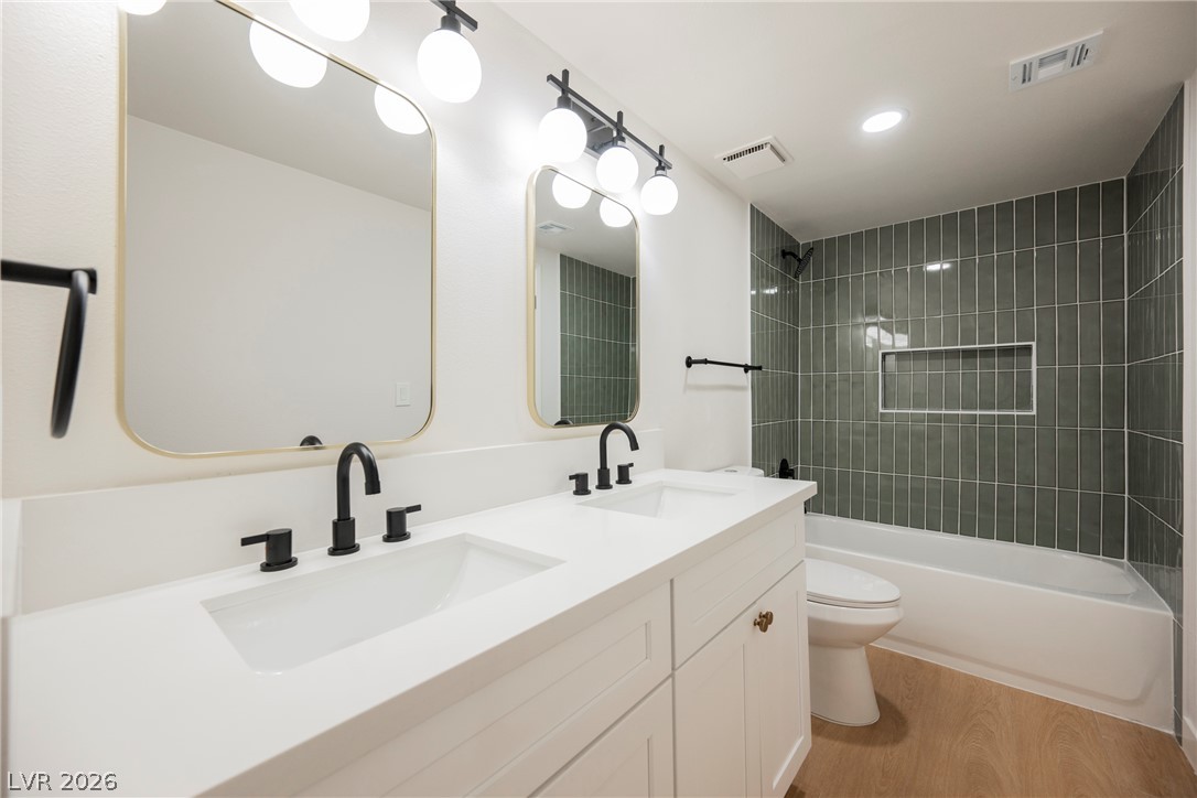 35 Hickory Street Property Photo 12