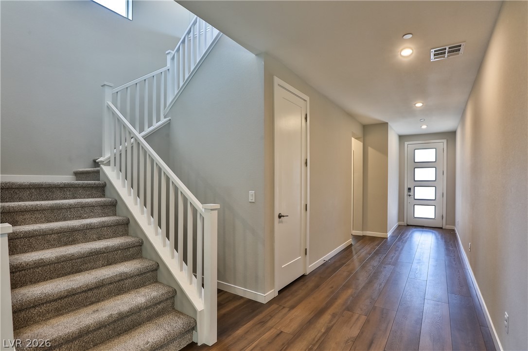 3229 Vittoria Avenue Property Photo 4