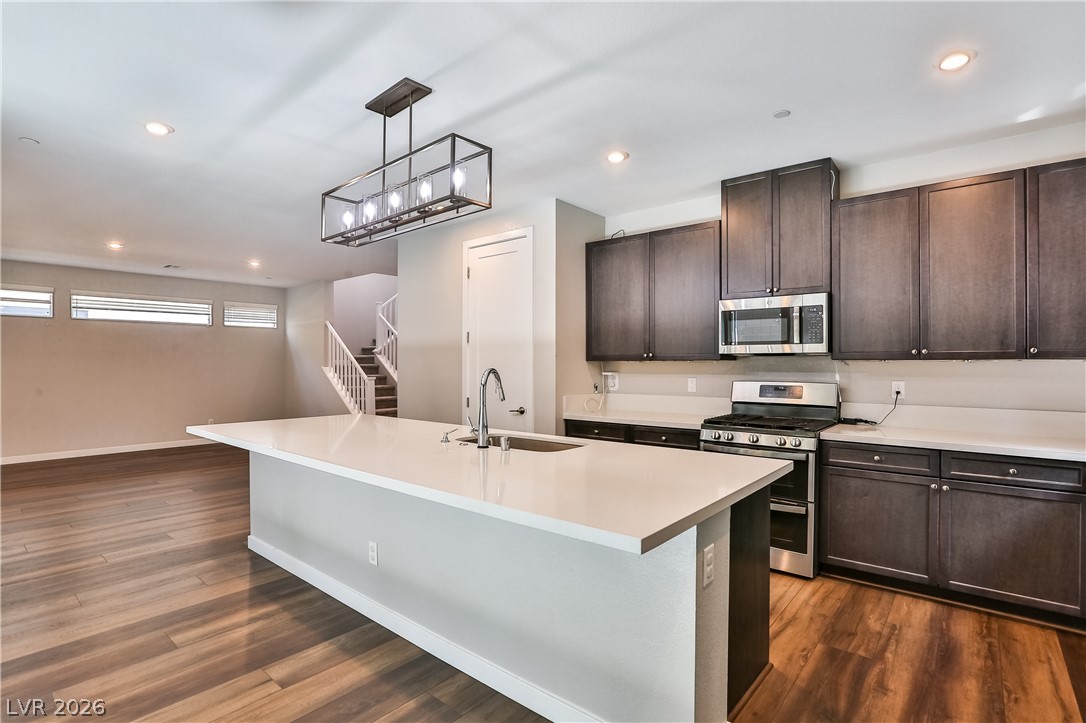 3229 Vittoria Avenue Property Photo 9