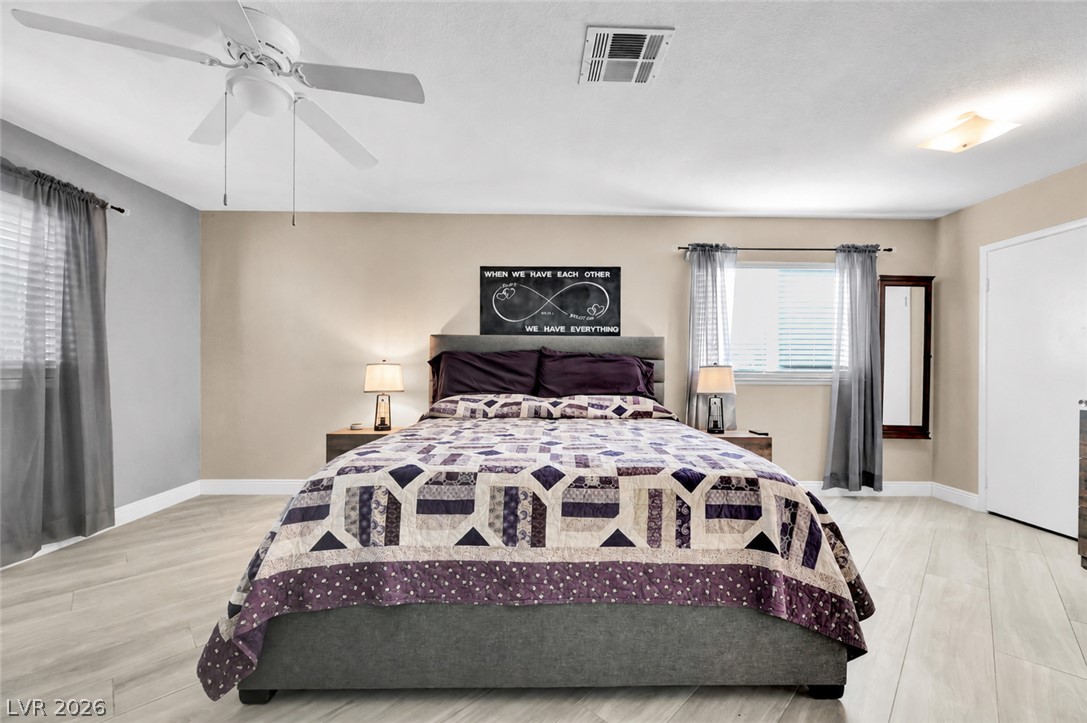 1522 Della Court Property Photo 23