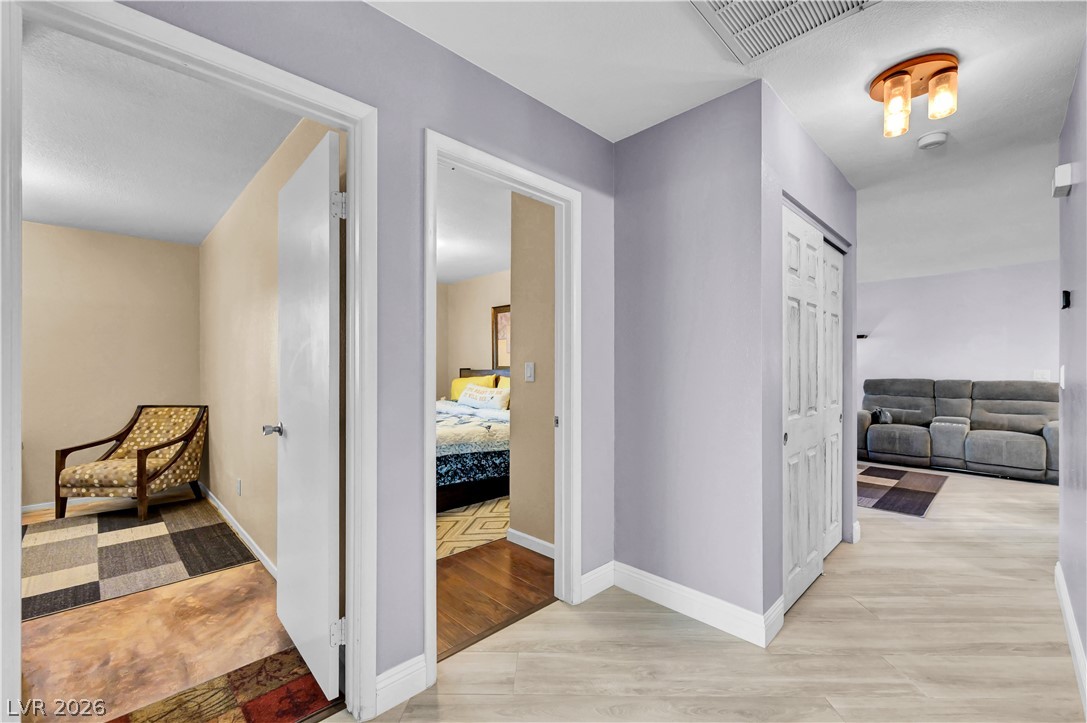 1522 Della Court Property Photo 29