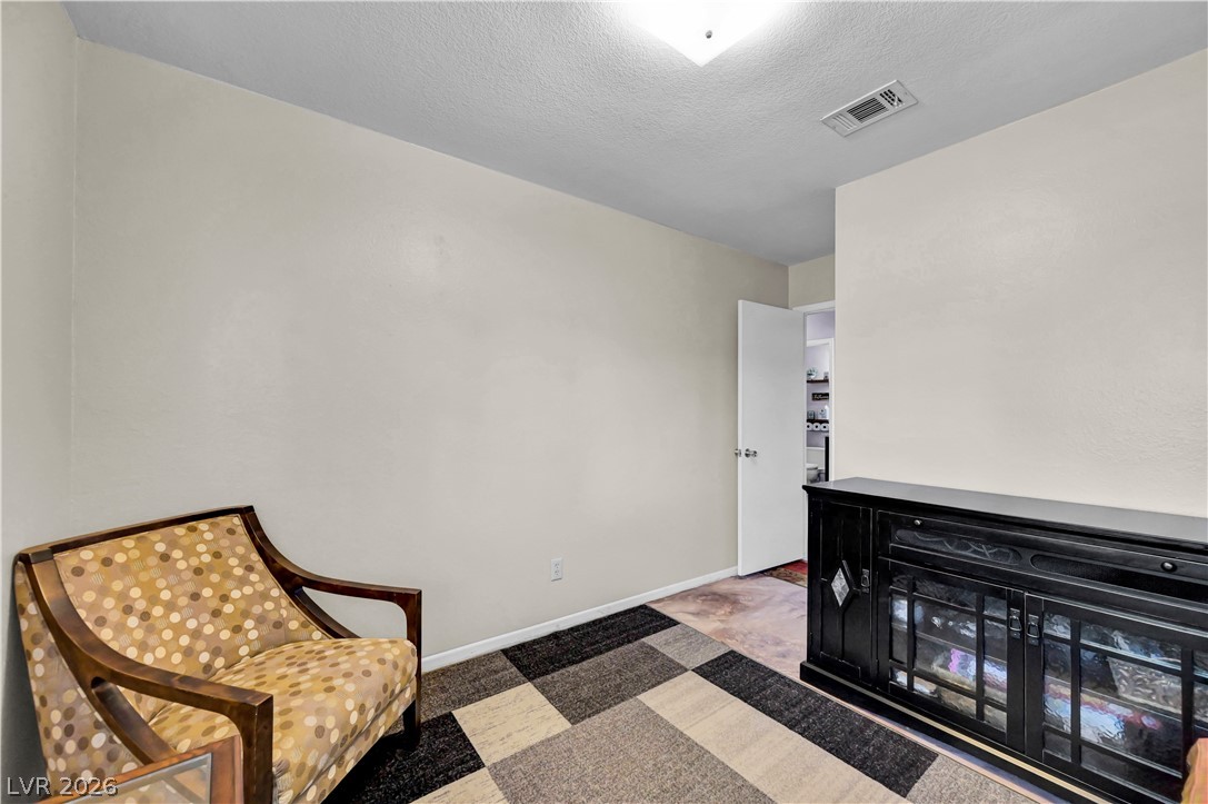 1522 Della Court Property Photo 32