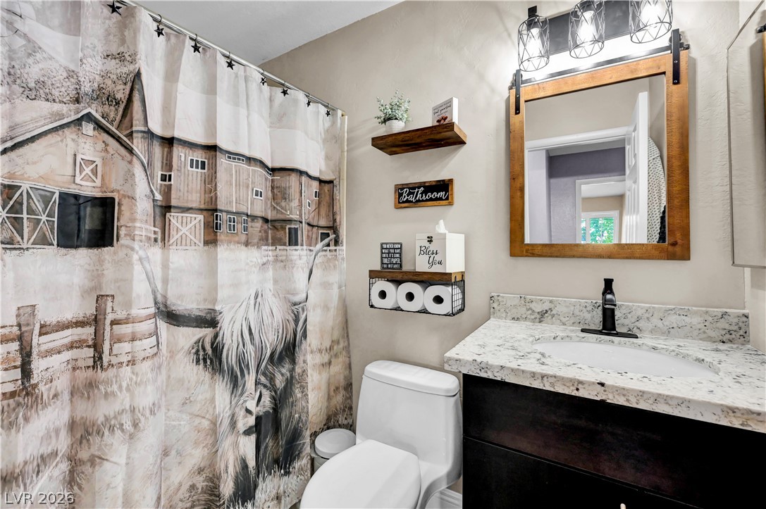 1522 Della Court Property Photo 34